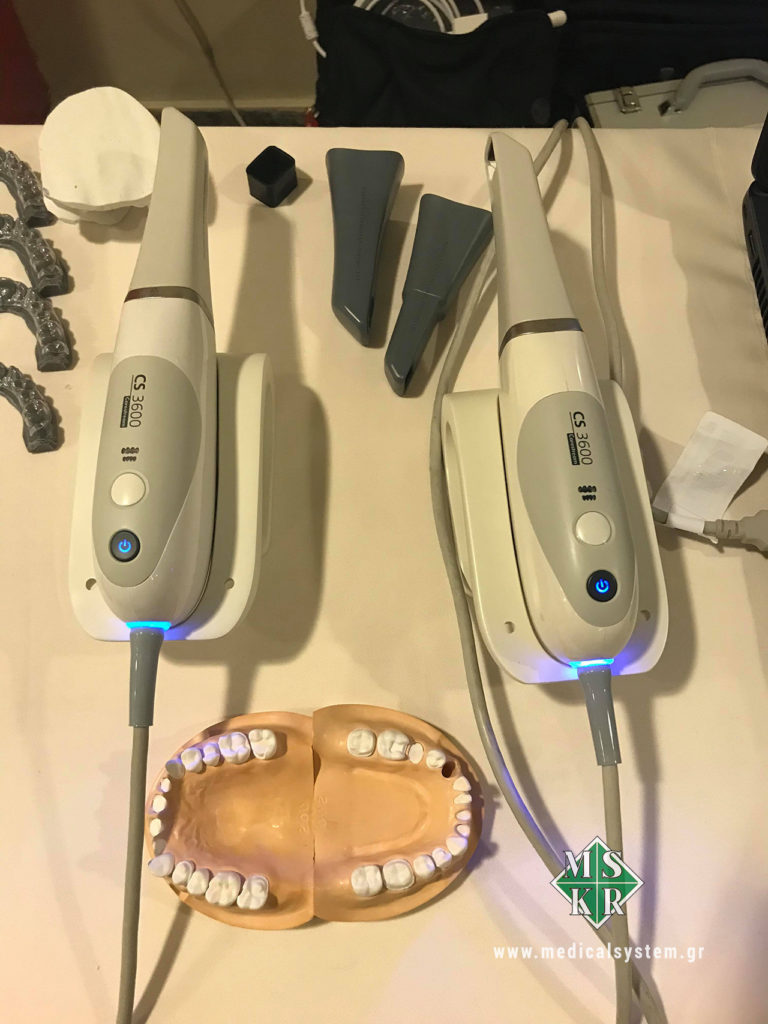 ενδοστοματικές κάμερες carestream dental στην ημερίδα για την ψηφιακή απεικόνιση και τη 3D τεχνολογία