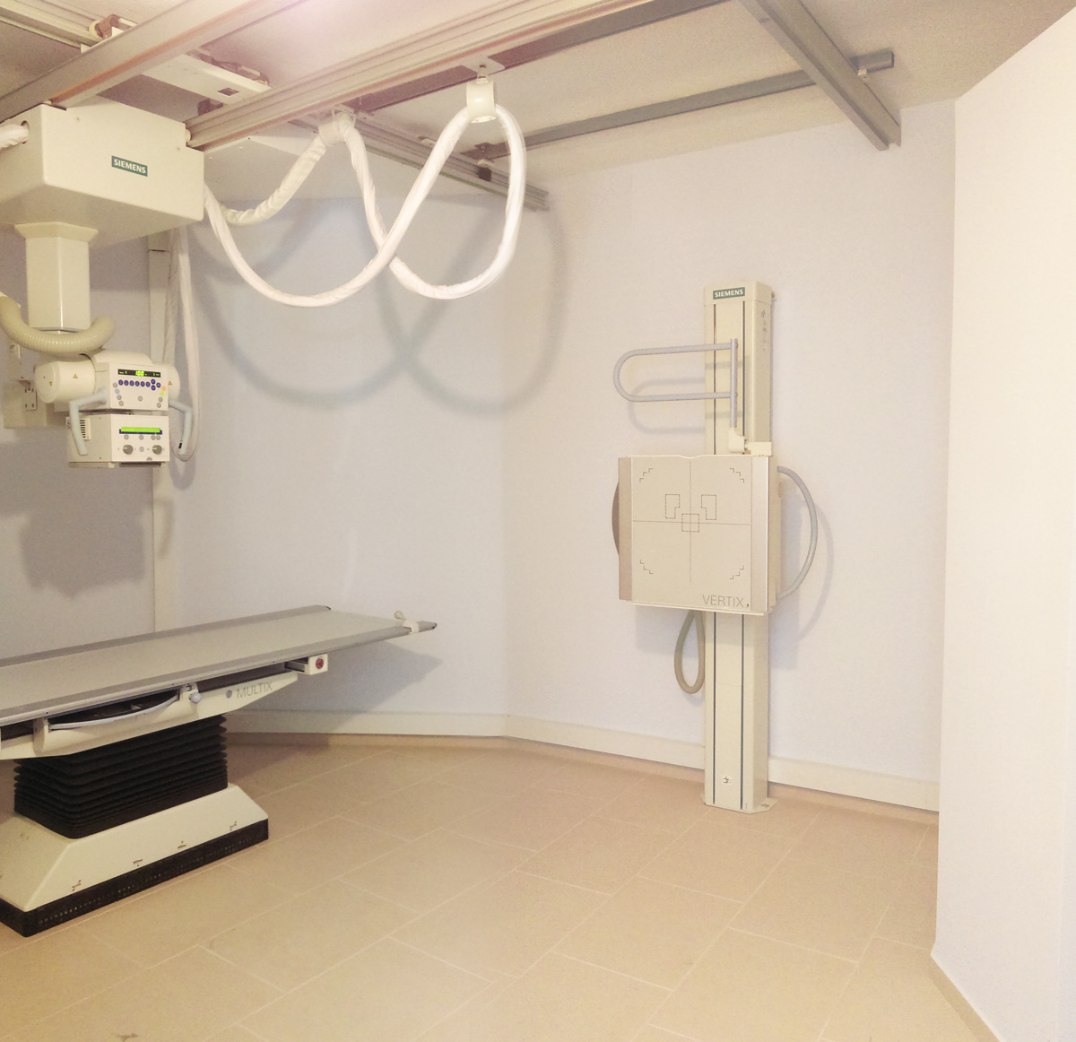 Ακτινολογικό Μηχάνημα Siemens Μultix TOP aktinologiko από την Μedicalsystem