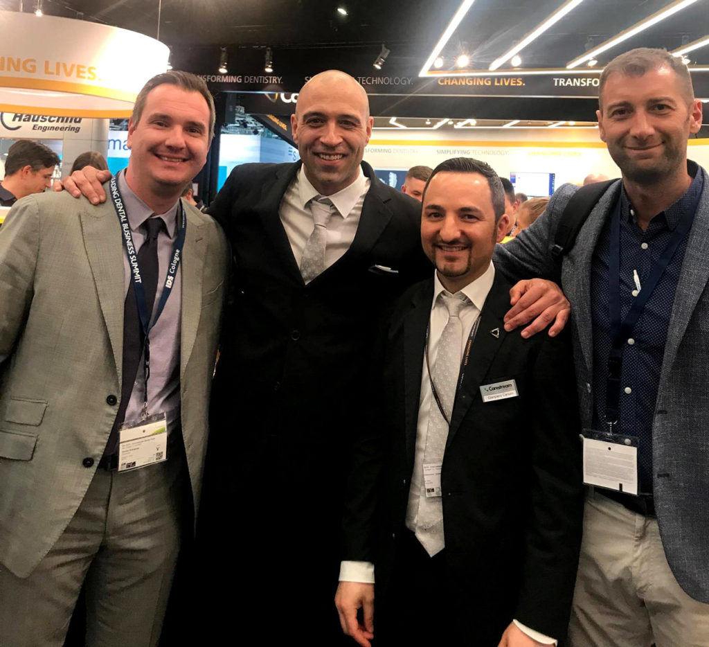 ids2019 kolonia odontiatriko sinedrio ekthesi medical systems